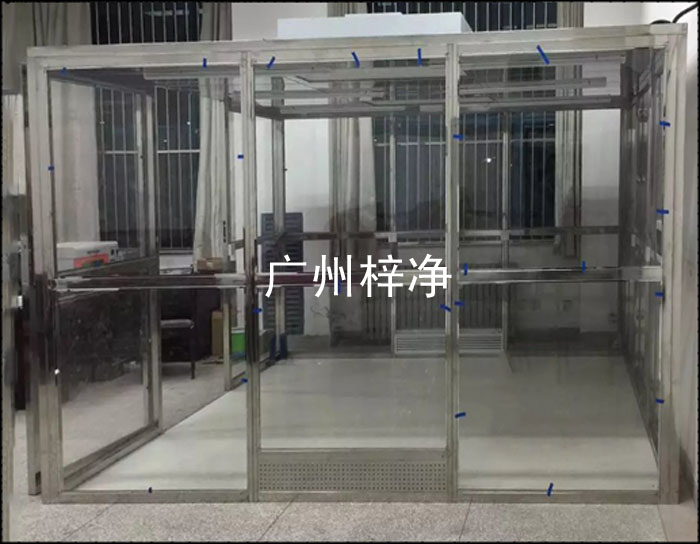 使用百級潔凈棚比較多的客戶，會選用千級潔凈棚，或萬級潔凈棚，少量客戶會選用百級或萬級。